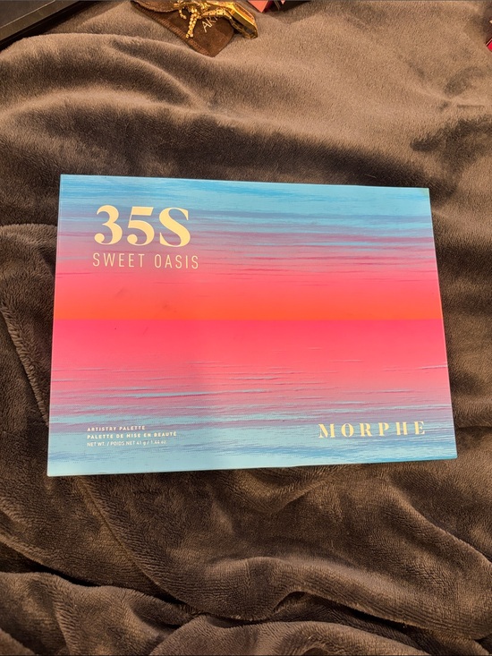 Morphe Other - Morphe 35S Sweet Oasis Palette - Blue and Pink Gradient with Gold Foil